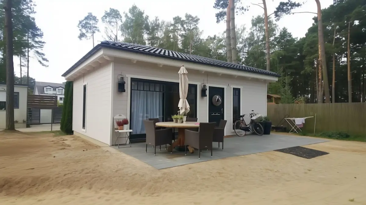 Compact Garden Office – timber cabin by Best Timber Cabins